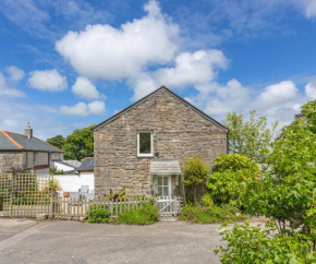 Cosy 1 bedroom Cottage - Great location & Parking